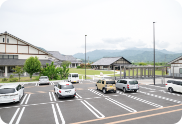 道の駅 にしじま和紙の里かみすきパークの駐車場